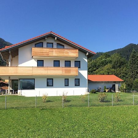 5-Sterne Active Ferienwohnung Chiemgau 마르콰트슈타인 객실 사진